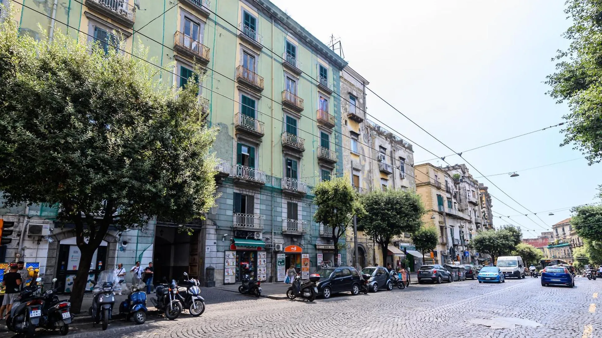 Apartment Home Santa Teresa Degli Scalzi 118 Naples