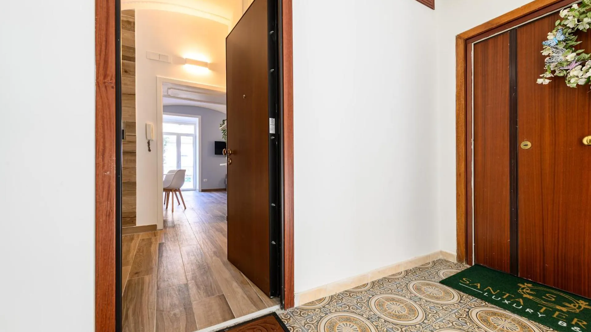 Home Santa Teresa Degli Scalzi 118 Neapel Lägenhet