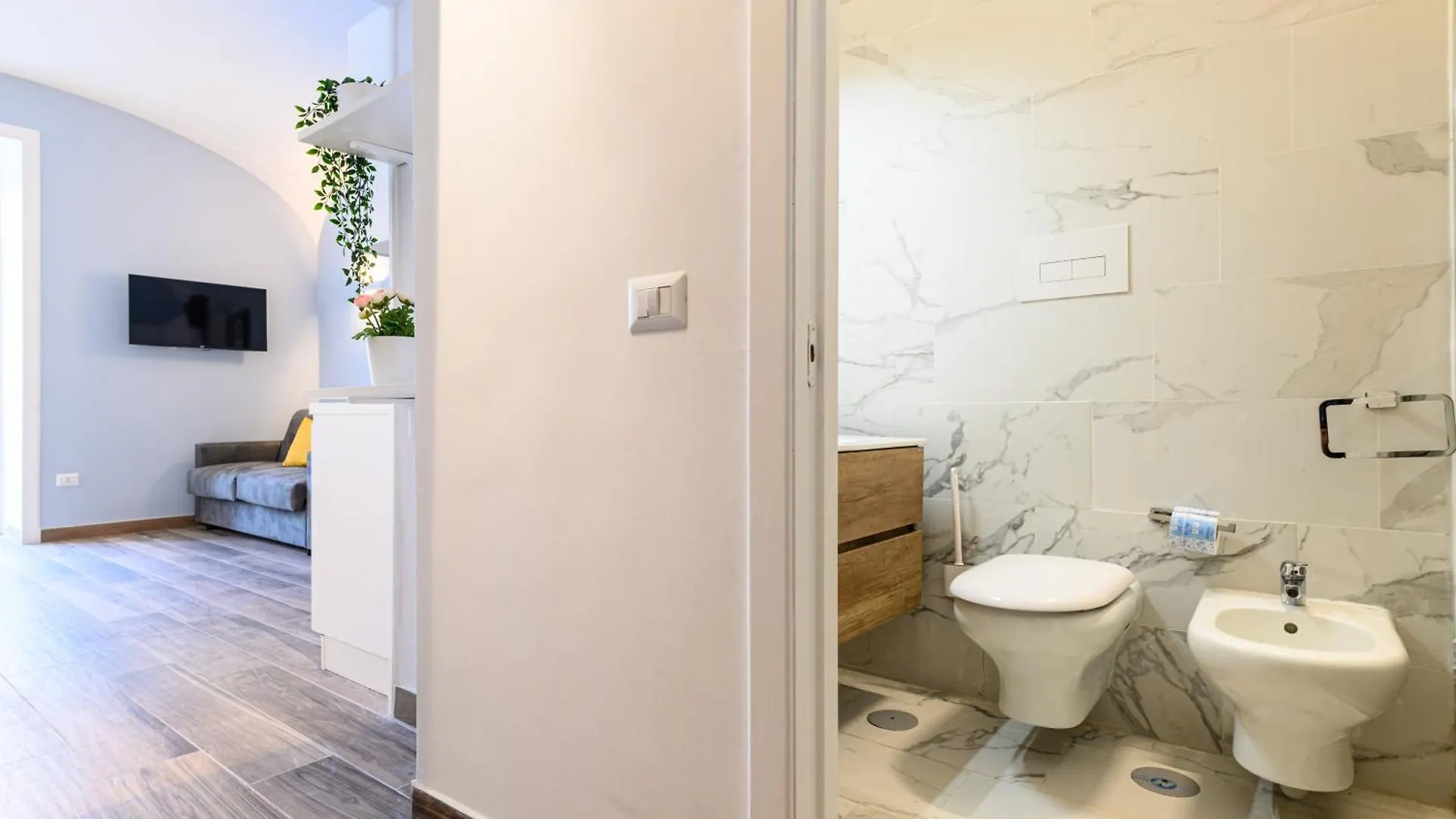 Apartmán Home Santa Teresa Degli Scalzi 118 Neapol