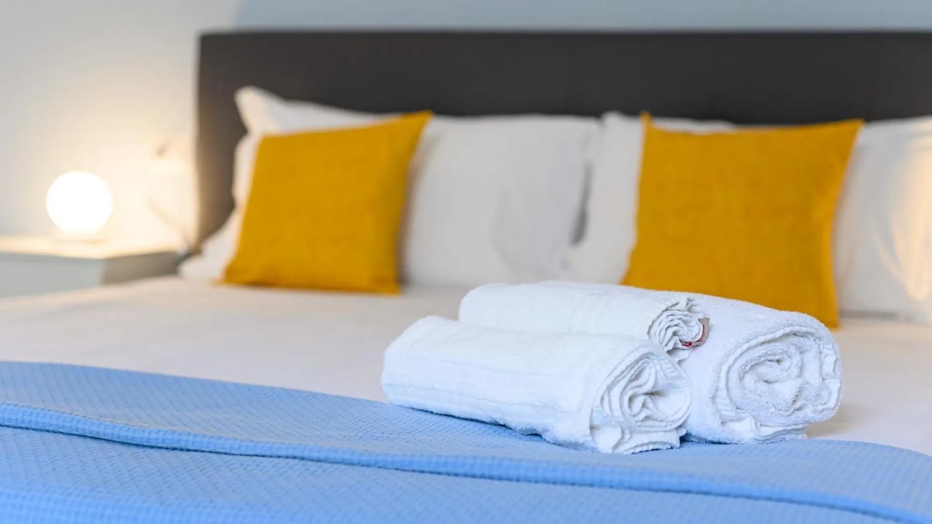 Apartmán Home Santa Teresa Degli Scalzi 118 Neapol